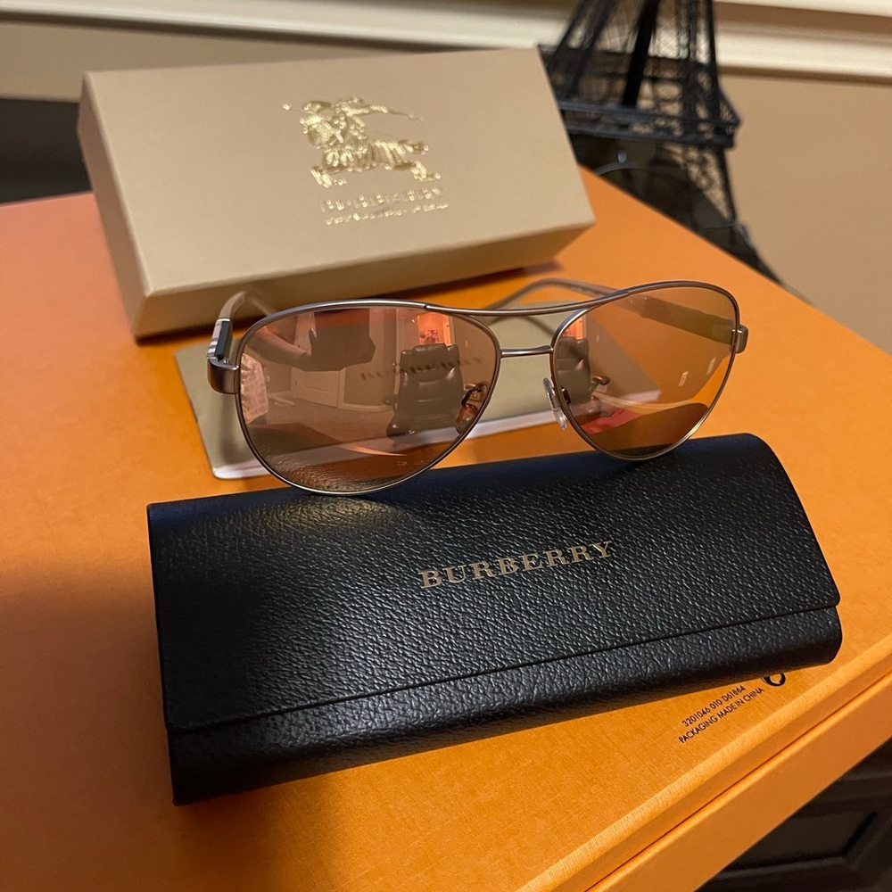 Brand new Burberry Sunglasses